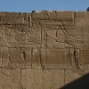 011_facade mur est cour avant le Xe pylône horemheb et toutankhamon 12